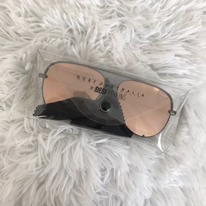 QUAY x Desi Perkins High Key Sunnies
